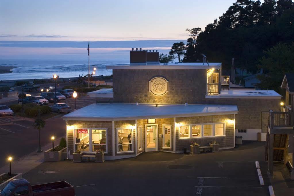 Looking Glass Inn Lincoln City Exterior photo